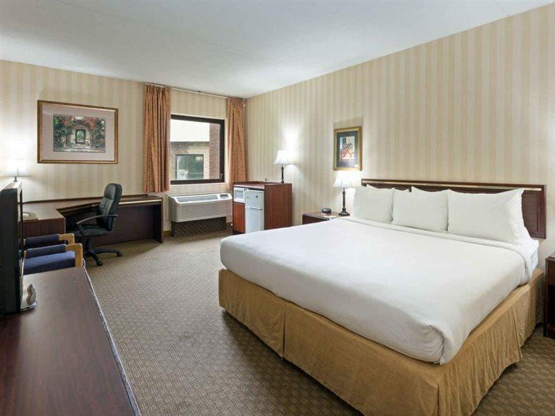Days Inn & Suites By Wyndham Northwest Indianapolis Exterior foto