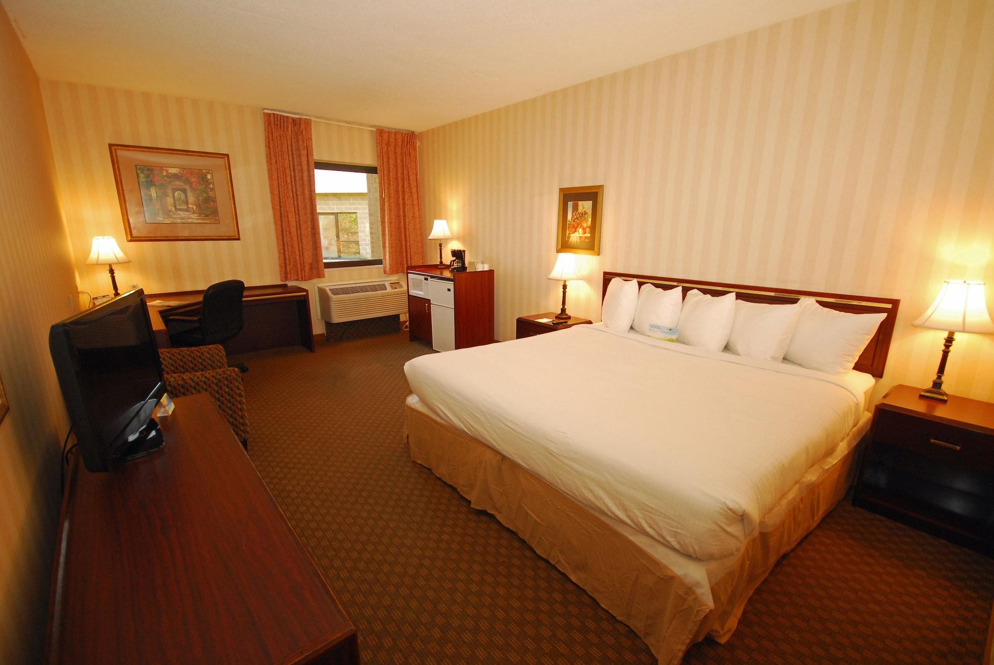 Days Inn & Suites By Wyndham Northwest Indianapolis Exterior foto