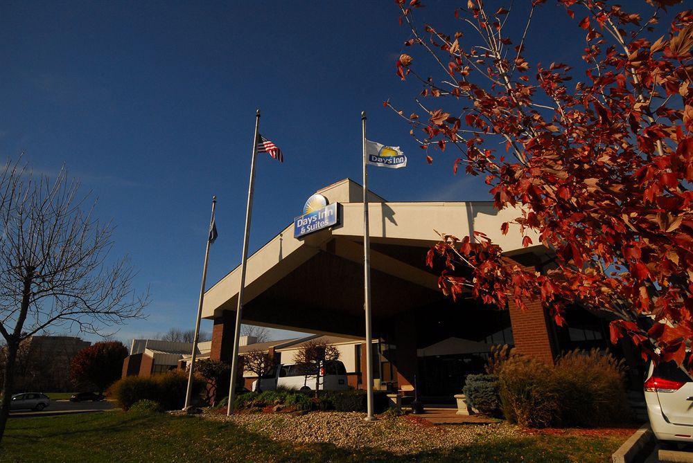 Days Inn & Suites By Wyndham Northwest Indianapolis Exterior foto